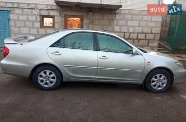 Седан Toyota Camry 2003 в Чорткові