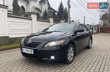 Седан Toyota Camry 2007 в Рівному