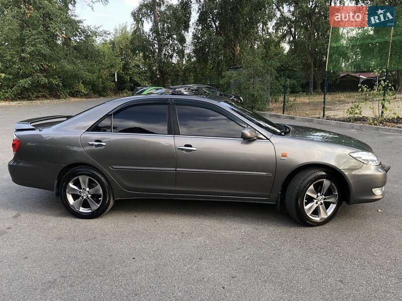 Седан Toyota Camry 2006 в Полтаві