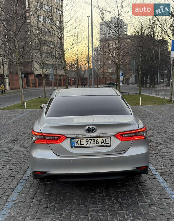 Седан Toyota Camry 2024 в Днепре