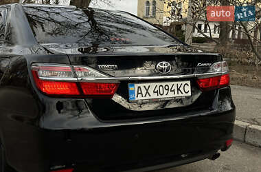 Седан Toyota Camry 2015 в Харкові