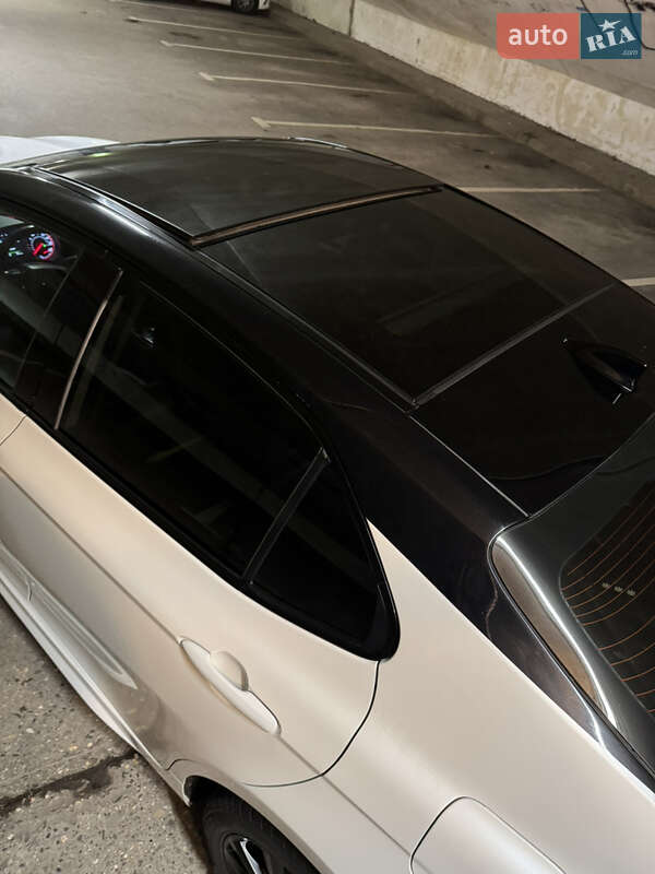 Седан Toyota Camry 2018 в Харкові