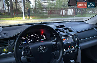 Седан Toyota Camry 2013 в Броварах