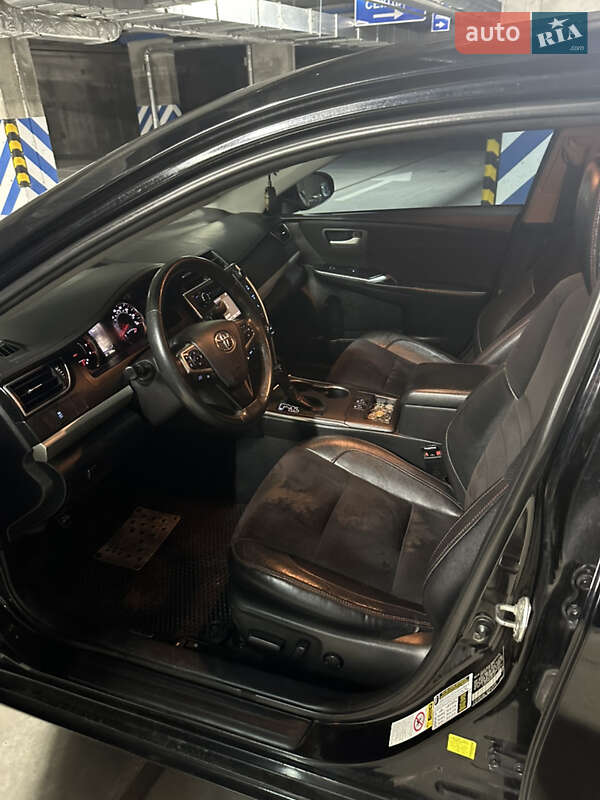 Седан Toyota Camry 2015 в Киеве фото 12 Седан Toyota Camry 2015 в Киеве