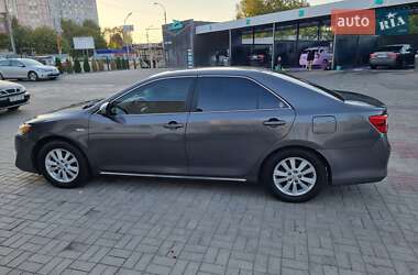 Седан Toyota Camry 2013 в Запорожье