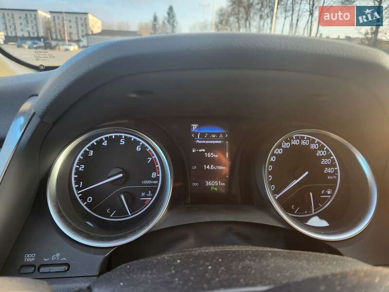 Седан Toyota Camry 2020 в Тернополі