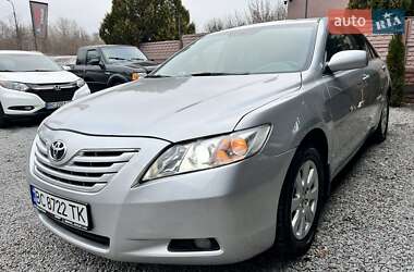 Седан Toyota Camry 2006 в Умані