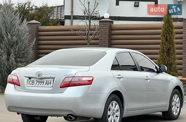 Седан Toyota Camry 2006 в Києві