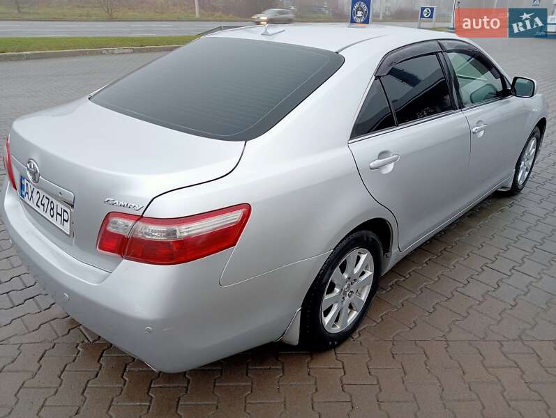 Седан Toyota Camry 2008 в Харкові
