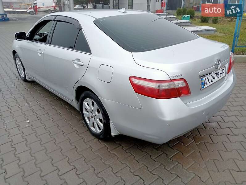 Седан Toyota Camry 2008 в Харкові