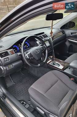 Седан Toyota Camry 2017 в 