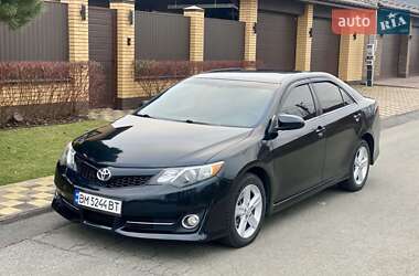 Седан Toyota Camry 2014 в Києві