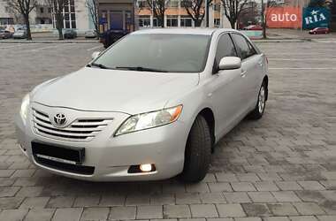 Седан Toyota Camry 2008 в Черкасах