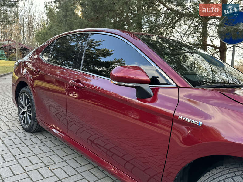 Седан Toyota Camry 2021 в Дрогобыче
