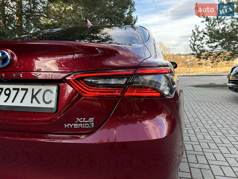 Седан Toyota Camry 2021 в Дрогобыче