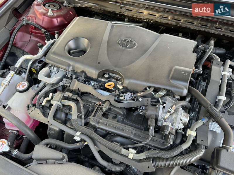 Седан Toyota Camry 2021 в Дрогобыче