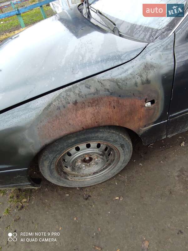 Седан Toyota Camry 1994 в Одессе