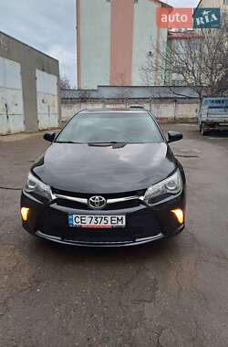 Седан Toyota Camry 2016 в Черновцах