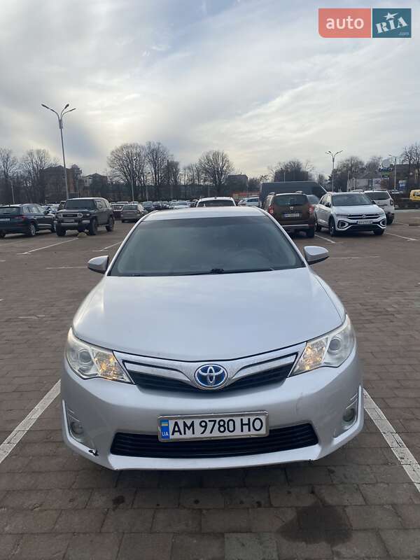 Седан Toyota Camry 2012 в Житомирі
