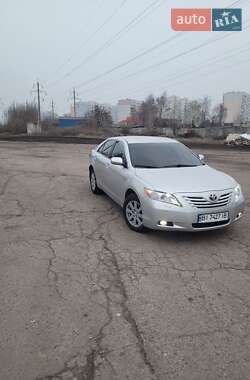 Седан Toyota Camry 2008 в Полтаве