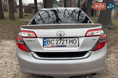 Седан Toyota Camry 2012 в Львове