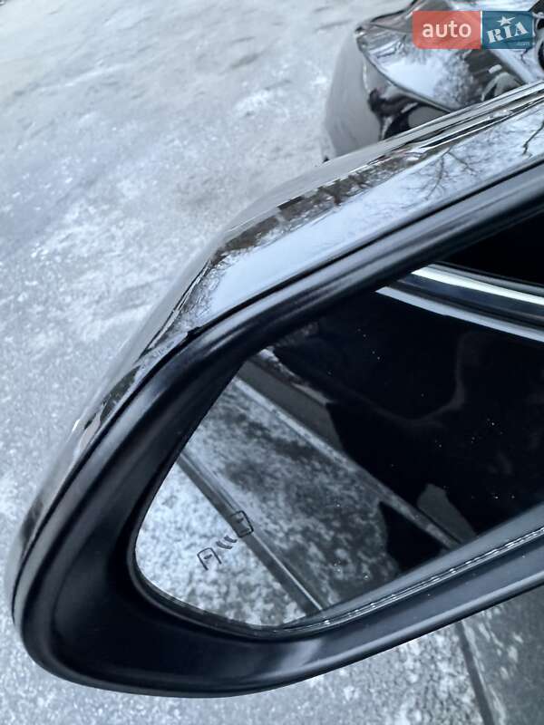 Седан Toyota Camry 2019 в Дніпрі