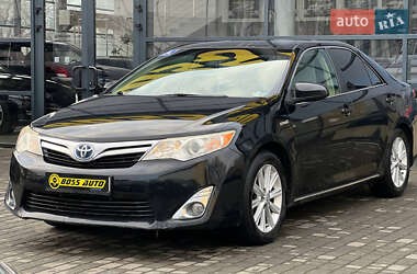 Седан Toyota Camry 2013 в Івано-Франківську