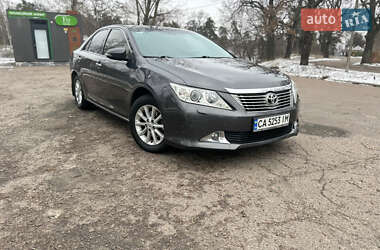 Седан Toyota Camry 2012 в 