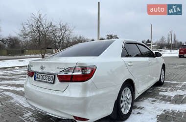 Седан Toyota Camry 2016 в Харкові