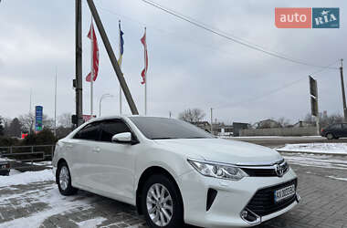 Седан Toyota Camry 2016 в Харкові