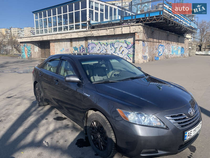 Седан Toyota Camry 2008 в Дніпрі