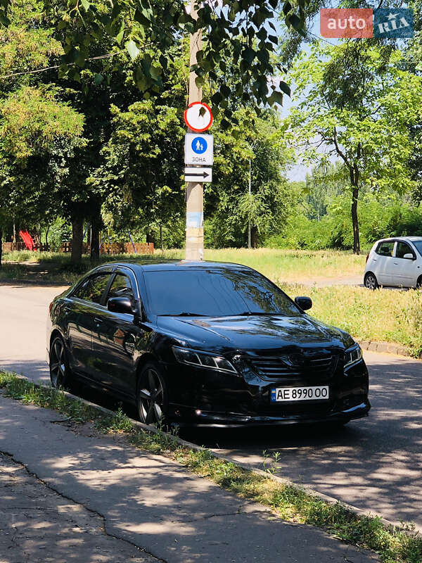 Седан Toyota Camry 2006 в Кривому Розі
