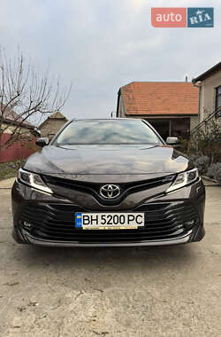 Седан Toyota Camry 2018 в Одессе