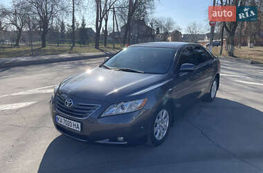 Седан Toyota Camry 2008 в Виннице