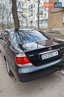 Седан Toyota Camry 2004 в Глухові