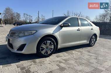 Седан Toyota Camry 2012 в 