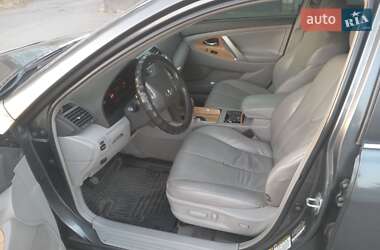 Седан Toyota Camry 2006 в 