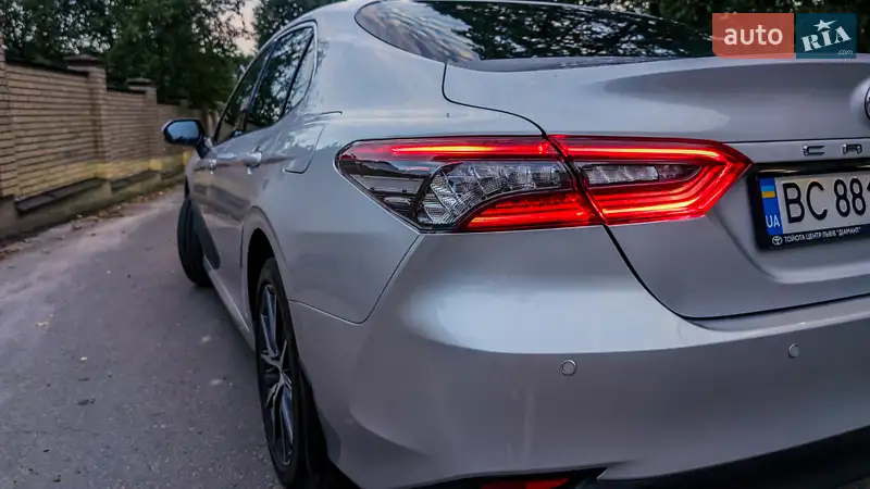 Toyota Camry 2023