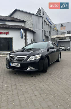 Седан Toyota Camry 2011 в Чернівцях