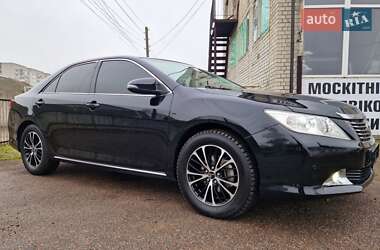 Седан Toyota Camry 2014 в Смеле