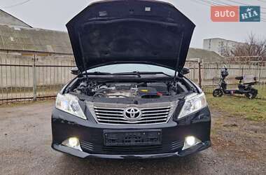 Седан Toyota Camry 2014 в Смеле