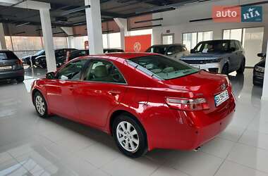 Седан Toyota Camry 2007 в Хмельницком
