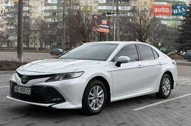 Седан Toyota Camry 2018 в Полтаві