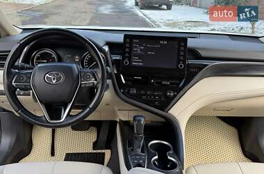 Седан Toyota Camry 2021 в Одессе