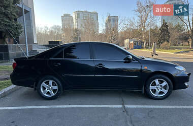 Седан Toyota Camry 2005 в Одессе