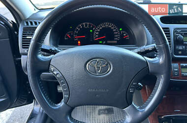 Седан Toyota Camry 2005 в Одессе