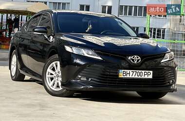Седан Toyota Camry 2018 в 