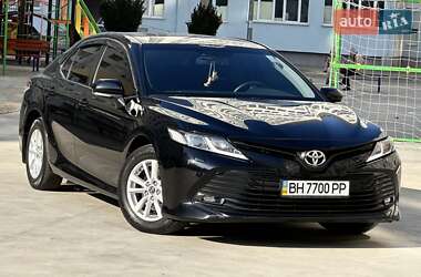 Седан Toyota Camry 2018 в 
