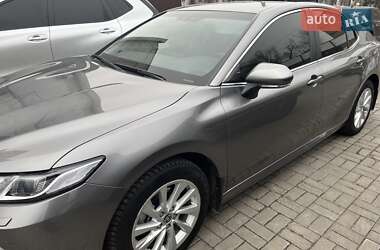 Седан Toyota Camry 2021 в 