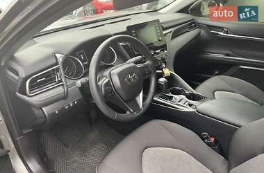 Седан Toyota Camry 2021 в 